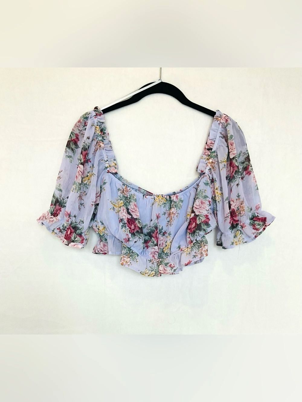 Lovesome Cottagecore Floral Crop Top Medium Puff Sleeve Ruffle Chiffon Lavender